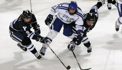 开云体育博彩-快船发布智能球迷APP，个性化观赛体验受欢迎，快船球员表